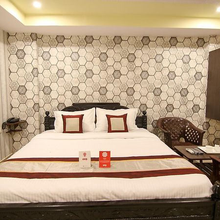 Oyo 9207 Chakri Guest House Visakhapatnam Eksteriør billede