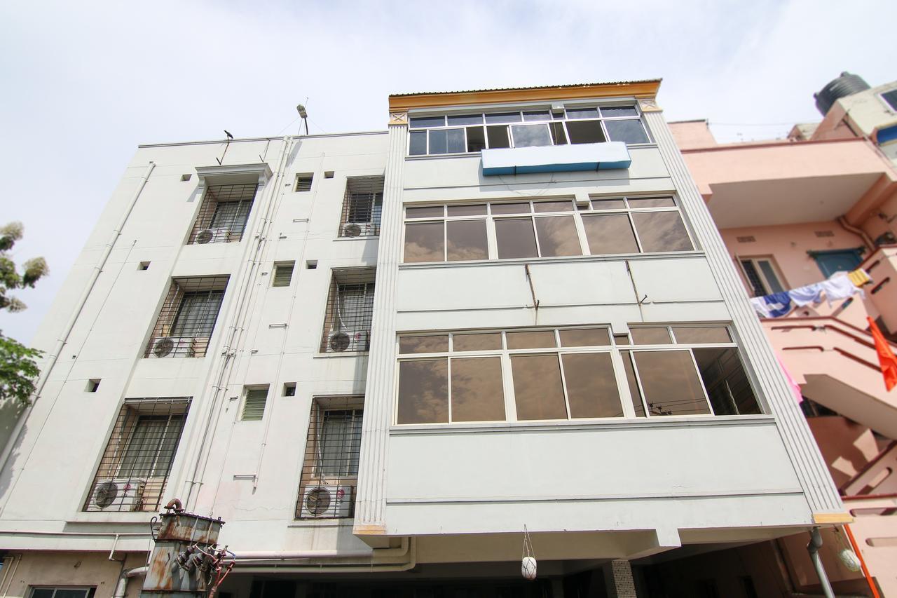 Oyo 9207 Chakri Guest House Visakhapatnam Eksteriør billede