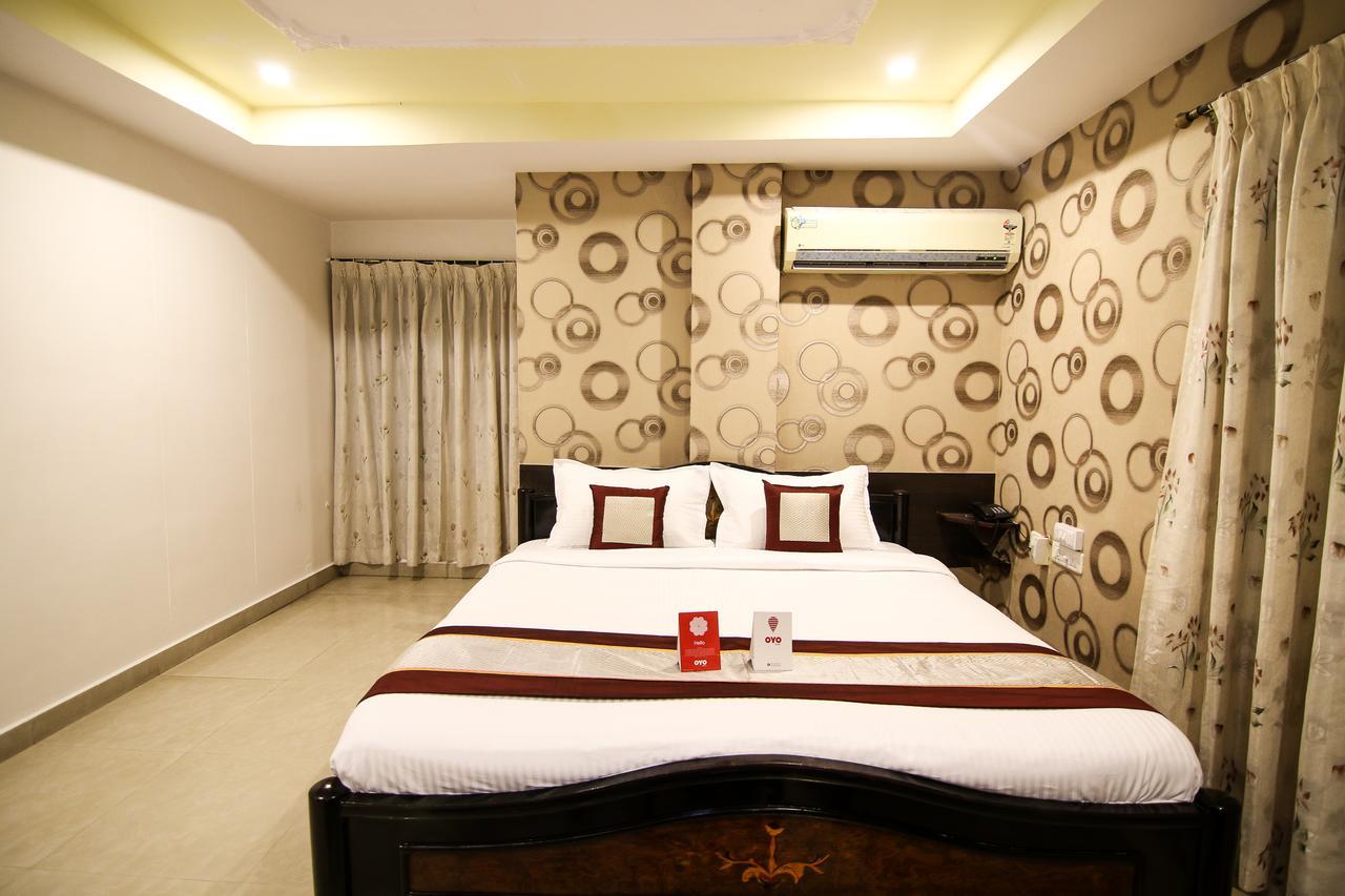 Oyo 9207 Chakri Guest House Visakhapatnam Eksteriør billede