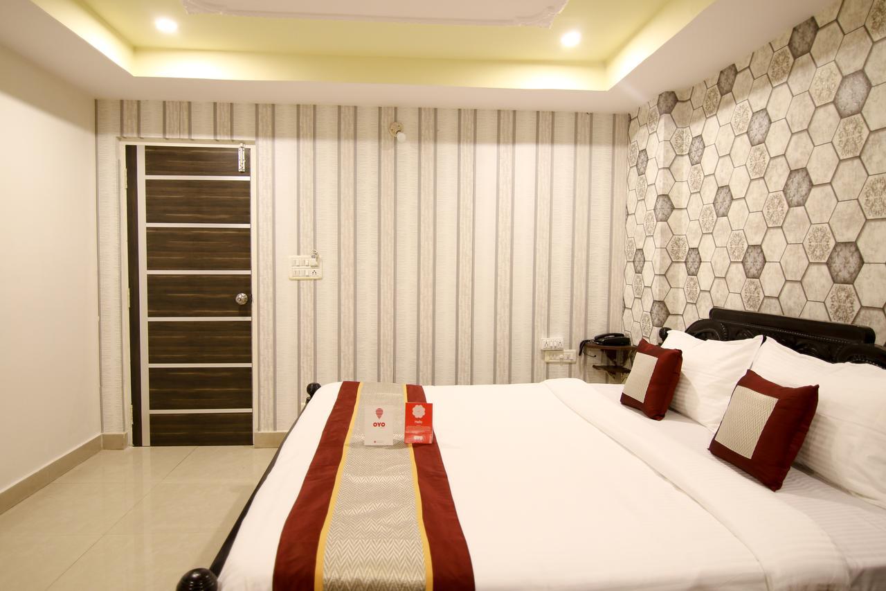 Oyo 9207 Chakri Guest House Visakhapatnam Eksteriør billede